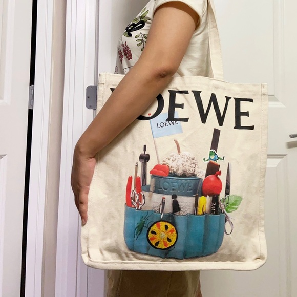 NWT Loewe Limited Edition Crafted World Exhibition Canvas Tote Bag Blue Prints - Picture 7 of 14
